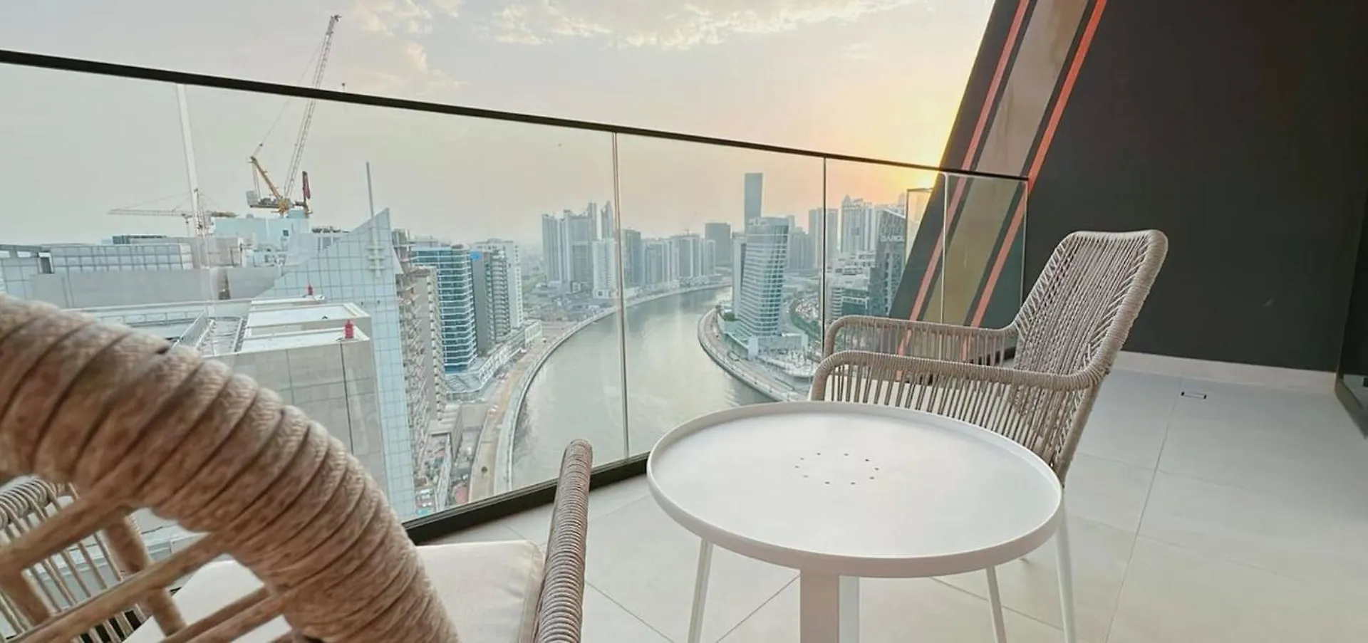 Premium 2Br Apartment With Burj Khalifa View ドバイ
